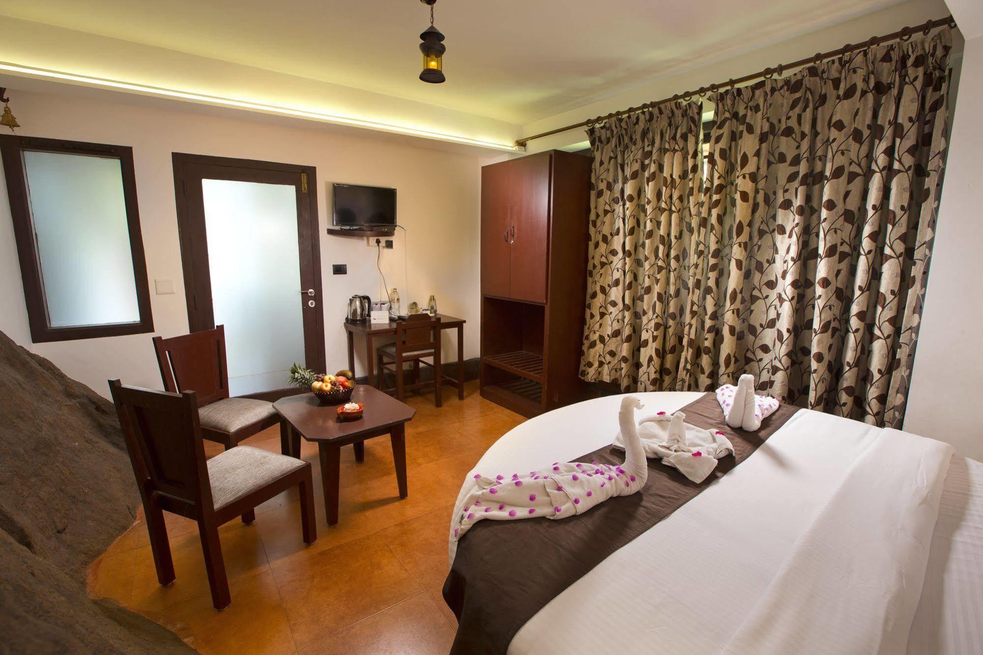 Madhumanthra Resort - Homestay Мунар Екстериор снимка
